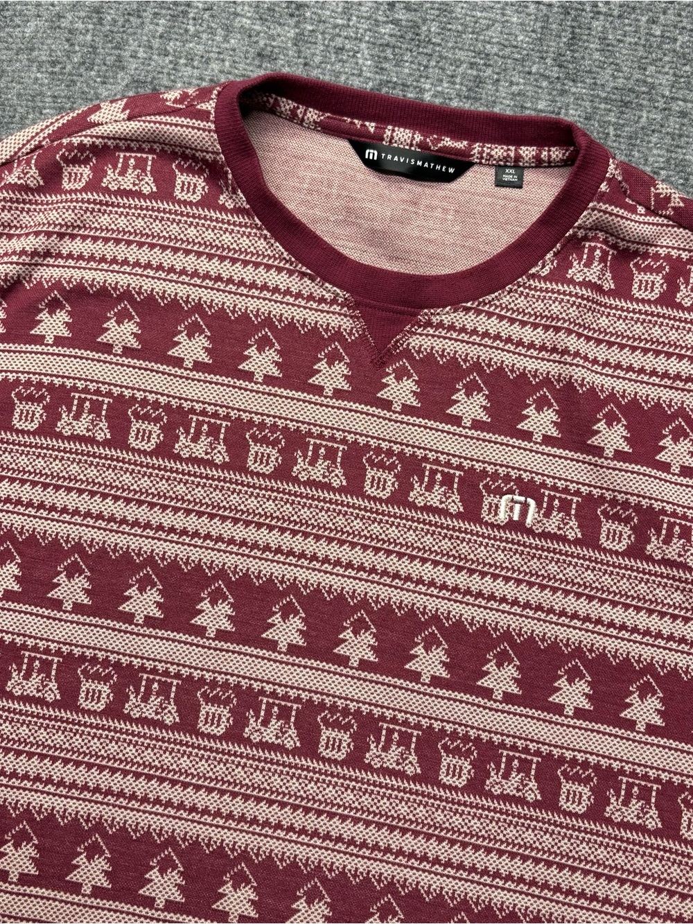 Travis Mathew Christmas Sweater Men XXL Burgundy Family Time Crewneck Sweatshirt